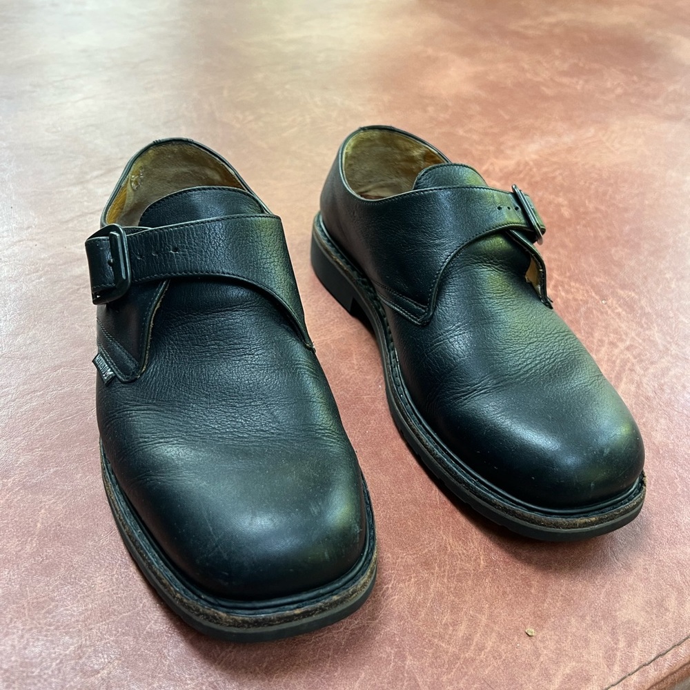 Mephisto mens 8.5 with buckle